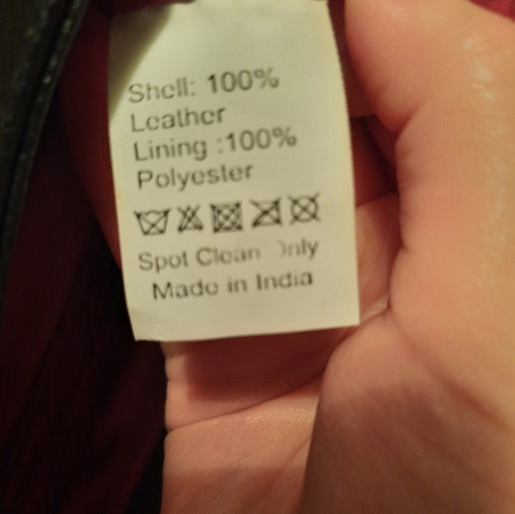 Marie Cat Leather Crossbody Bag - Picture 7 of 7